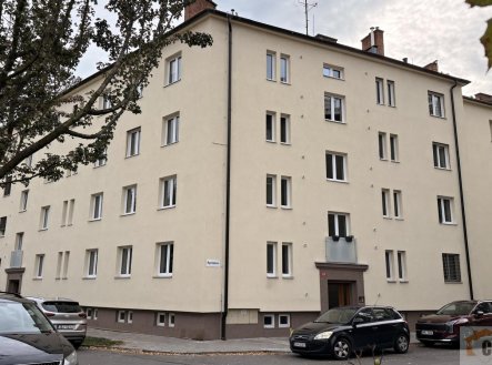 Pronájem bytu, 2+1, 71 m²