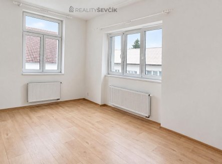 Pronájem bytu, 1+1, 45 m²