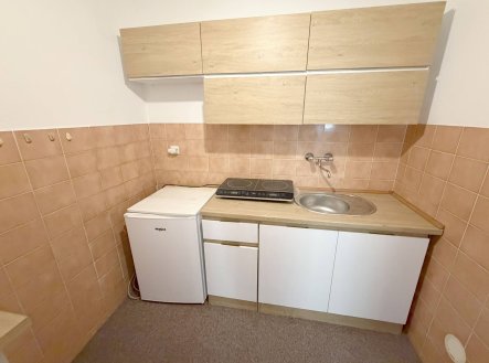 Pronájem bytu, 1+kk, 30 m² obrázek