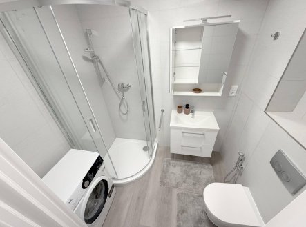 Pronájem bytu, 1+kk, 35 m²