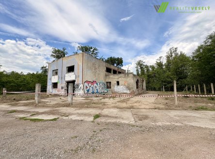 Pronájem komerčního objektu, sklad, 272 m²
