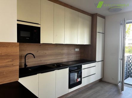 Pronájem bytu, 1+kk, 32 m²