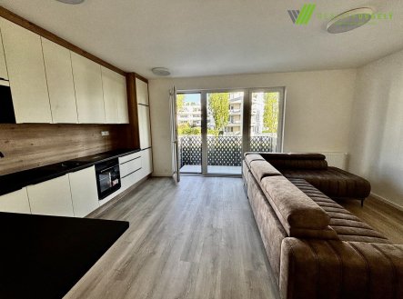 Pronájem bytu, 1+kk, 32 m²