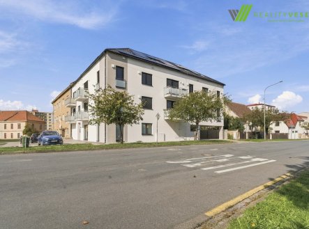 Prodej bytu, 3+kk, 93 m²