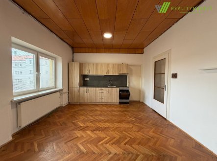 Pronájem bytu, 3+kk, 60 m²