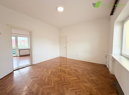 Pronájem bytu, 3+kk, 60 m²