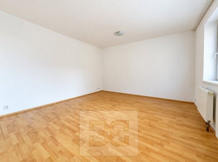 Pronájem bytu, 2+kk, 75 m²