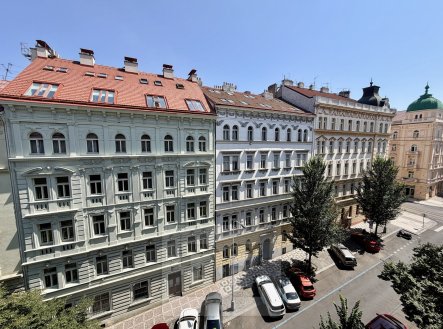 Pronájem bytu, 3+1, 100 m²