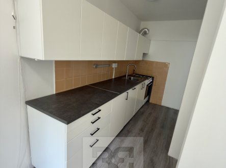 Pronájem bytu, 3+1, 74 m²