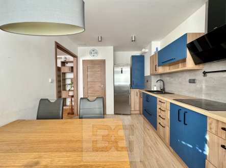 Prodej bytu, 2+1, 61 m²