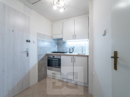 Pronájem bytu, 1+1, 29 m²