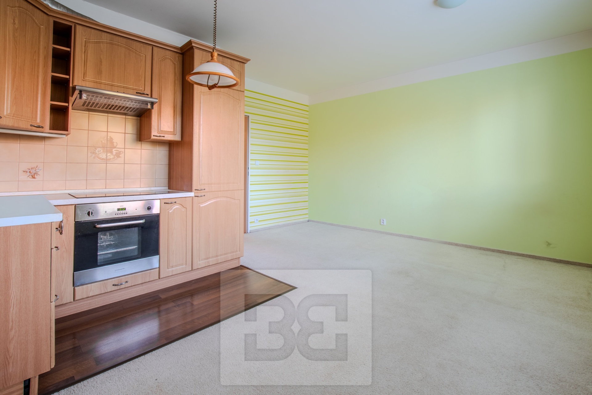 Pronájem bytu 1+kk 29 m², Praha - Čakovice