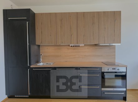 Pronájem bytu, 1+kk, 32 m²