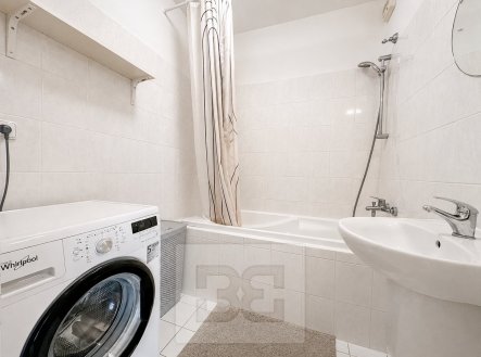 Pronájem bytu, 2+kk, 47 m²