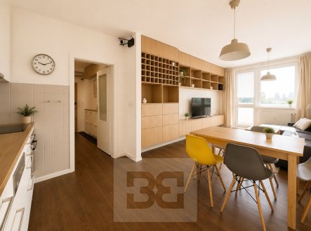 Pronájem bytu, 4+kk, 70 m²