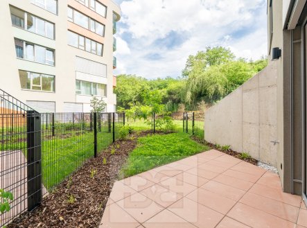 Pronájem bytu, 2+kk, 55 m²
