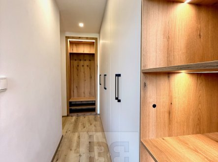 Prodej bytu, 2+1, 61 m²