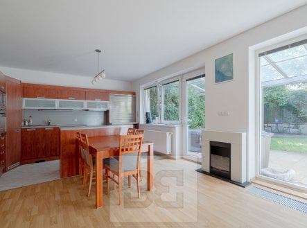 Pronájem domu/vily, 148 m²