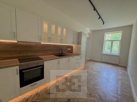 Pronájem bytu, 2+kk, 44 m²