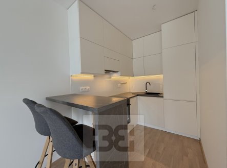 Pronájem bytu, 2+kk, 47 m²