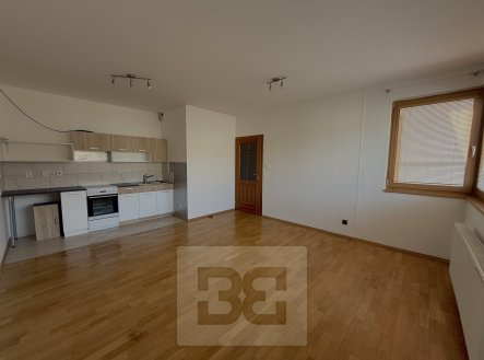 Pronájem bytu, 1+kk, 36 m²
