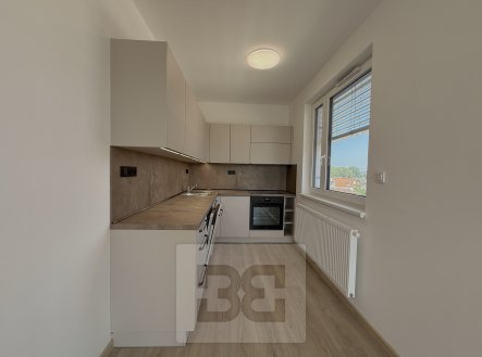 Pronájem bytu, 2+kk, 59 m²