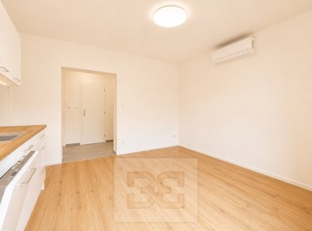 Pronájem bytu, 2+1, 65 m²