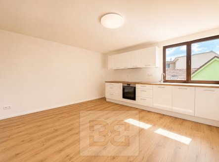 Pronájem bytu, 2+1, 72 m²