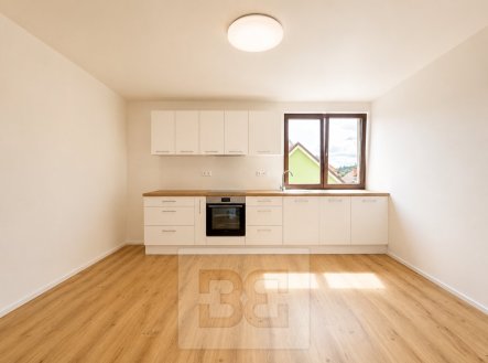 Pronájem bytu, 2+1, 72 m²