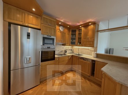 Pronájem bytu, 5+kk, 130 m²