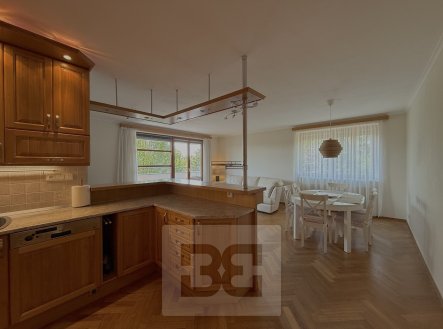 Pronájem bytu, 5+kk, 130 m²