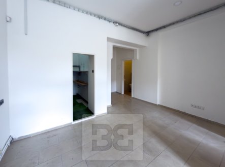 Pronájem kanceláře, 37 m²
