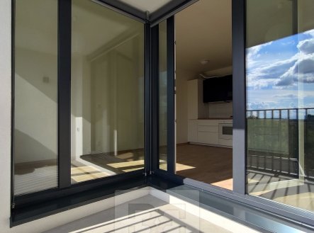 Pronájem bytu, 1+kk, 37 m²