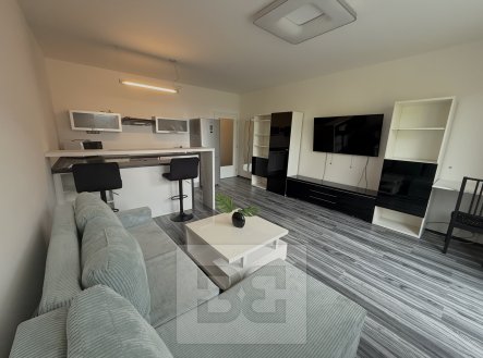 Pronájem bytu, 2+kk, 52 m²