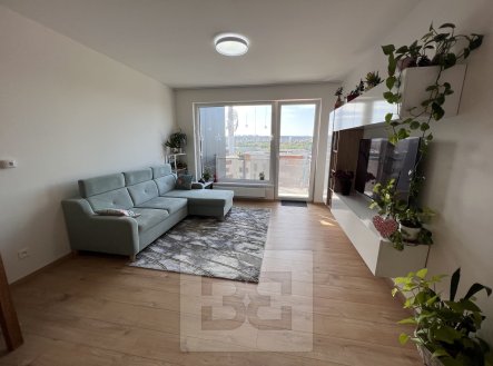Pronájem bytu, 3+kk, 79 m²
