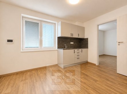 Pronájem bytu, 2+1, 50 m²