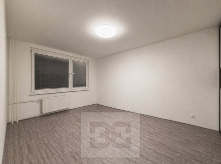 Pronájem bytu, 1+kk, 33 m²