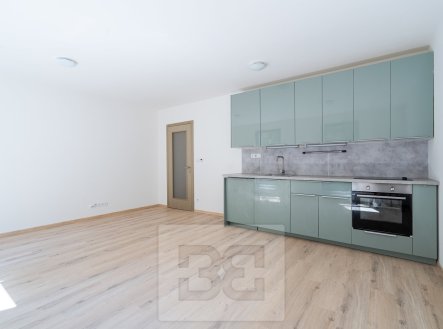 Pronájem bytu, 1+kk, 37 m²