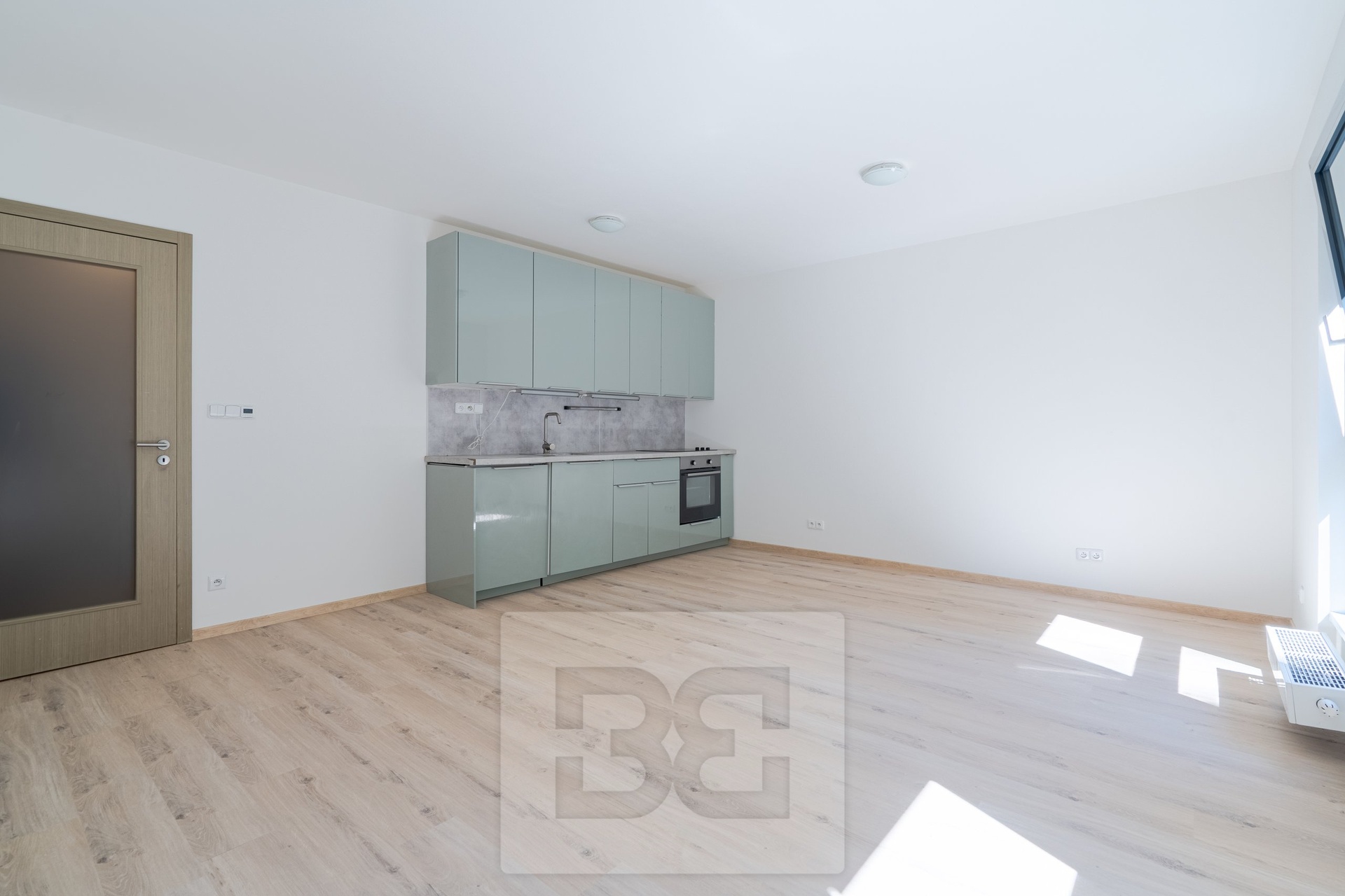 Pronájem bytu 1+kk 37 m², Liberec I-Staré Město