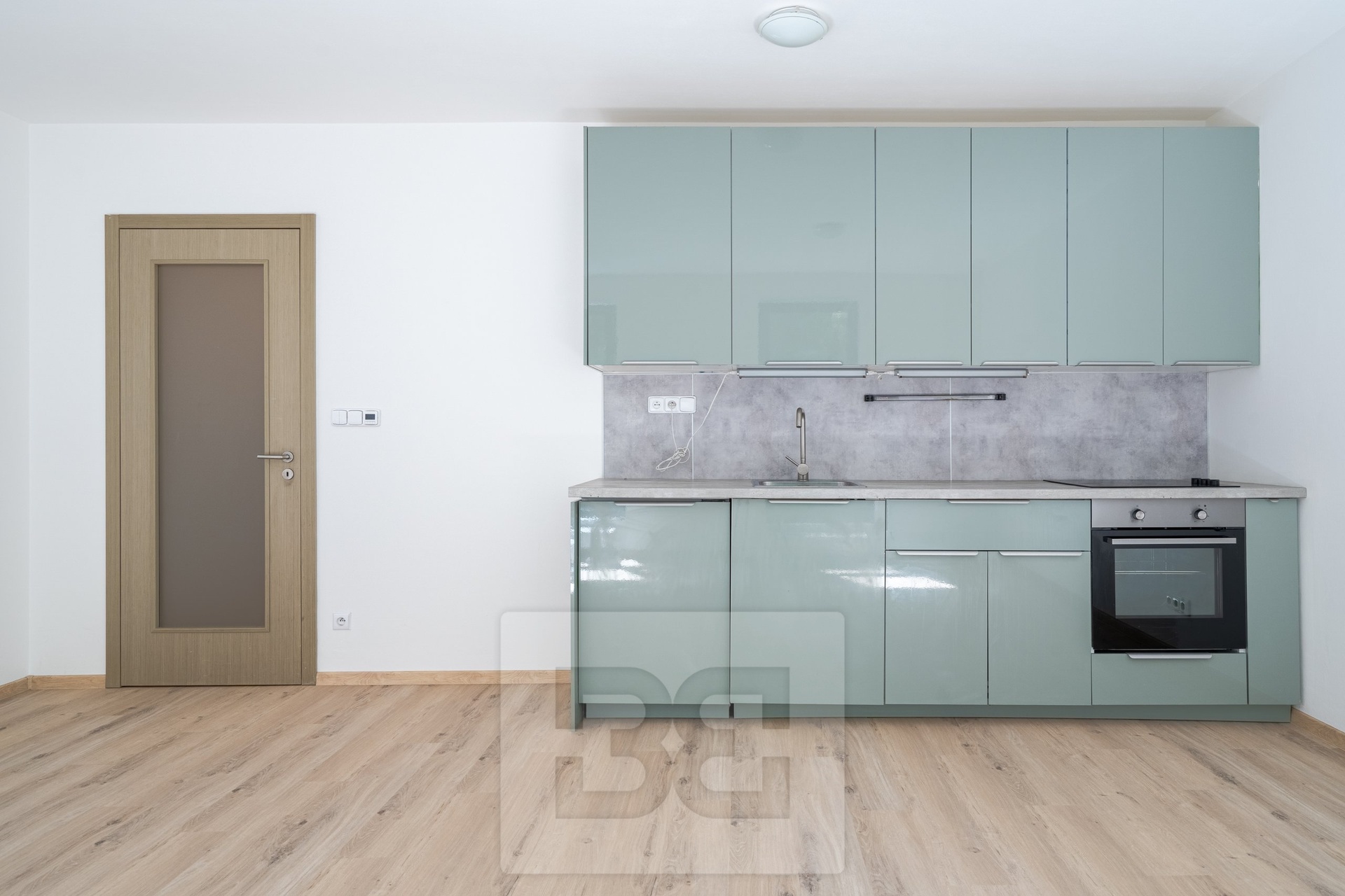 Pronájem bytu 1+kk 37 m², Liberec I-Staré Město