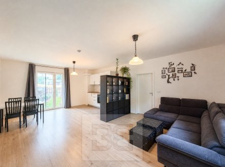 Pronájem bytu, 2+kk, 84 m²
