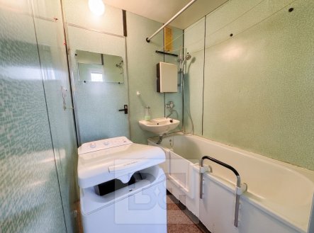 Pronájem bytu, 3+kk, 60 m²