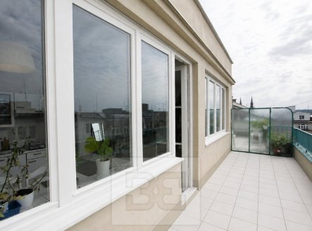 Pronájem bytu, 1+kk, 46 m²