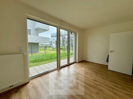 Pronájem bytu, 2+kk, 43 m²