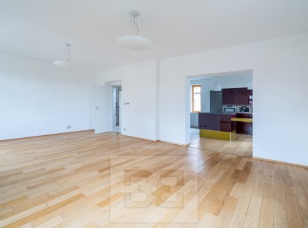 Pronájem bytu, 2+1, 90 m²