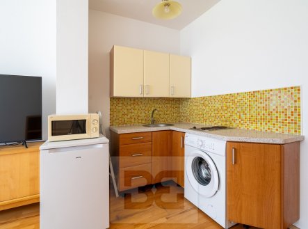 Pronájem bytu, 1+kk, 30 m²