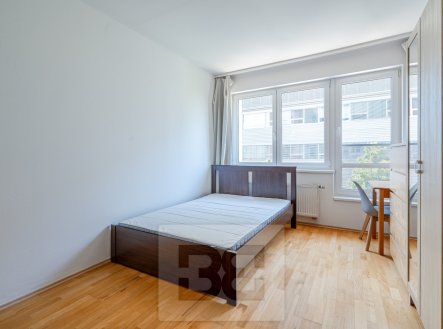 Pronájem bytu, 1+kk, 30 m²