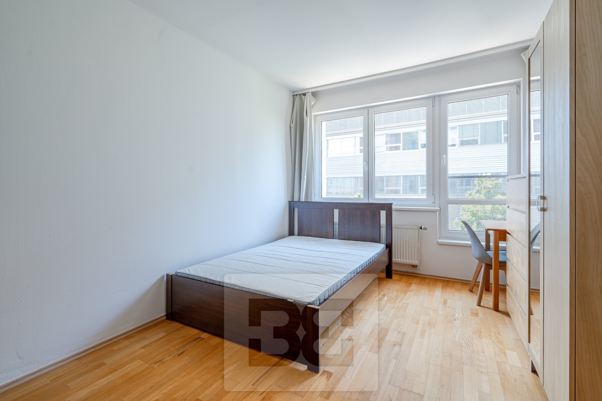 Pronájem bytu 1+kk 30 m², Praha - Michle