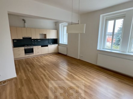 Pronájem bytu, 3+kk, 74 m²