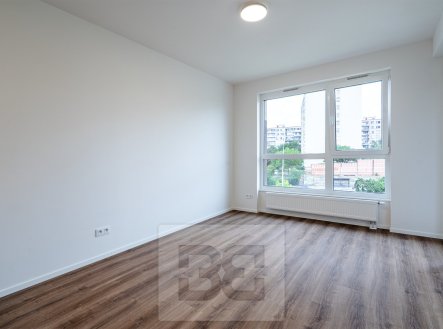 Pronájem bytu, 2+kk, 41 m²
